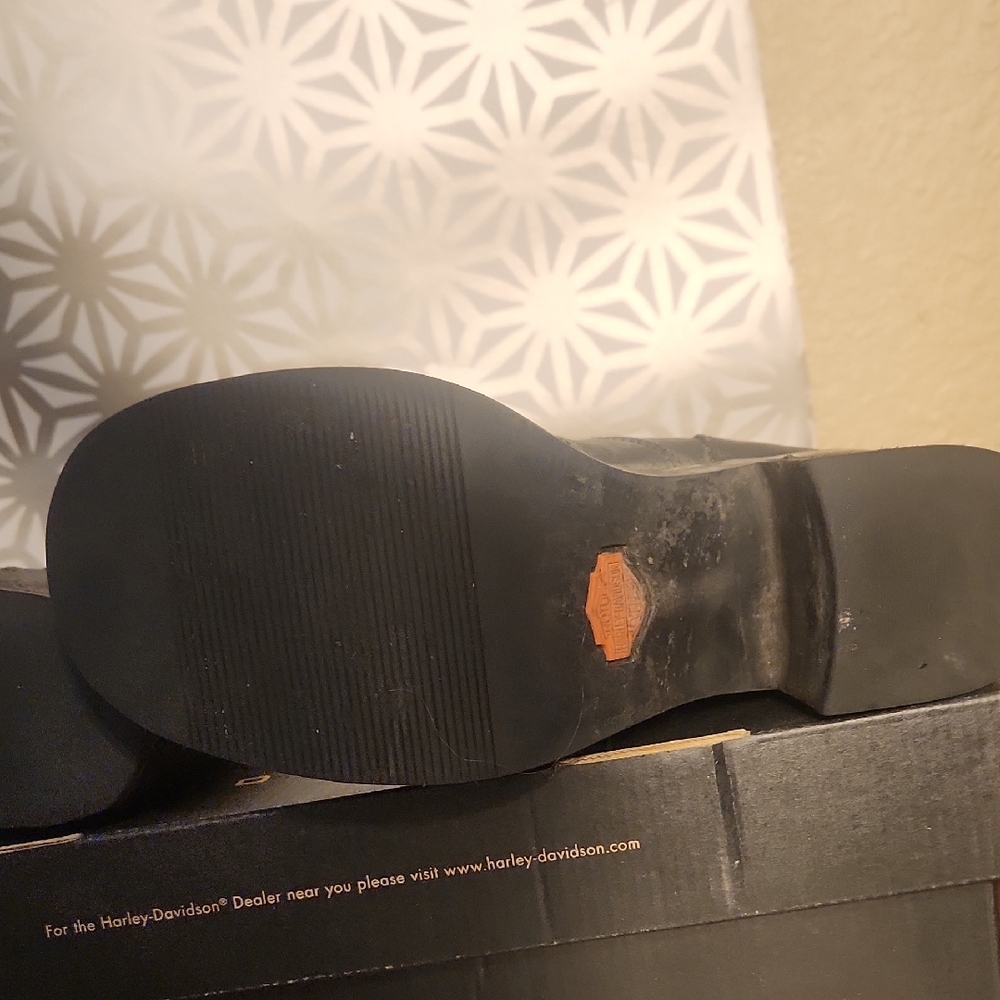 Harley-Davidson Black Moto Boots with Rugged Design - Picture 5 of 10